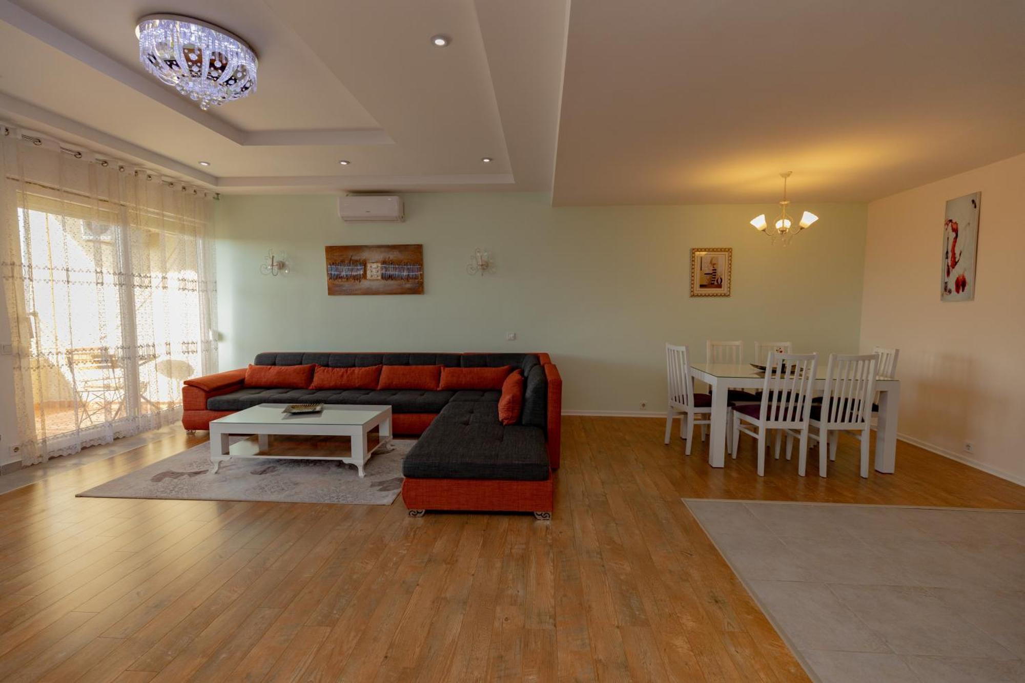 Dodona Aparthotel In Prishtina Pristina Rum bild